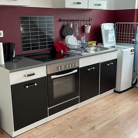 Well-being Oasis Centrally & Fully Equipped Apartment Mettmann