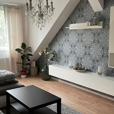 Well-being Oasis Centrally & Fully Equipped Apartment Mettmann